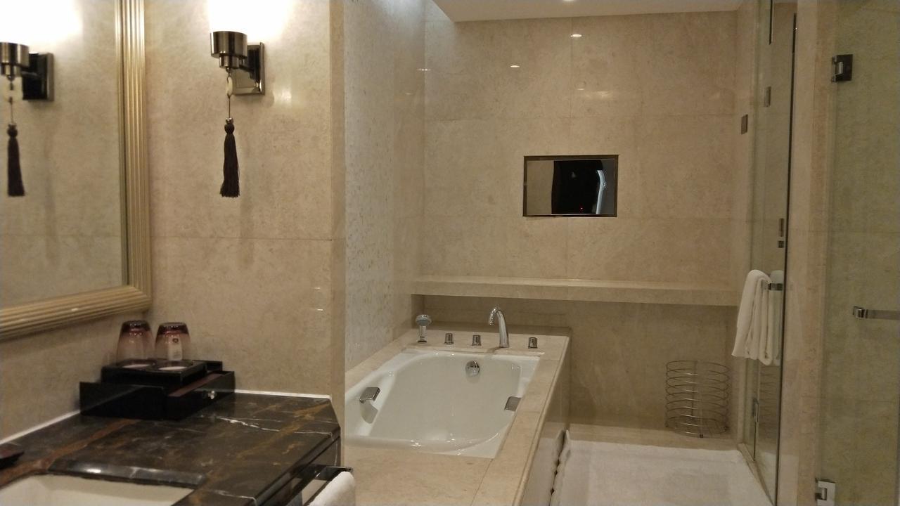 Xi'An Tanglong International Hotel Buitenkant foto