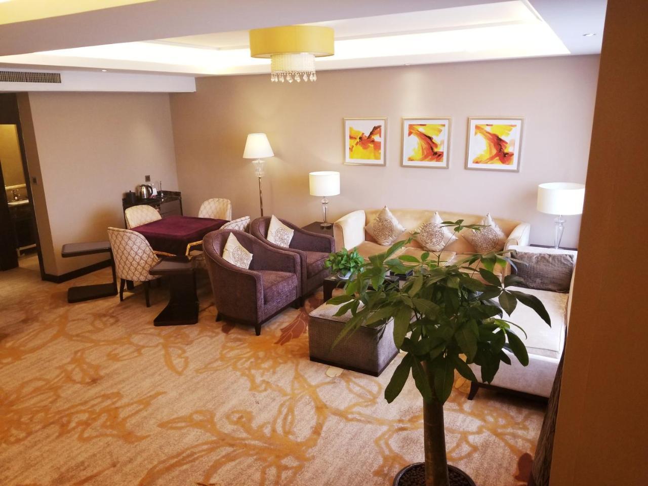 Xi'An Tanglong International Hotel Buitenkant foto