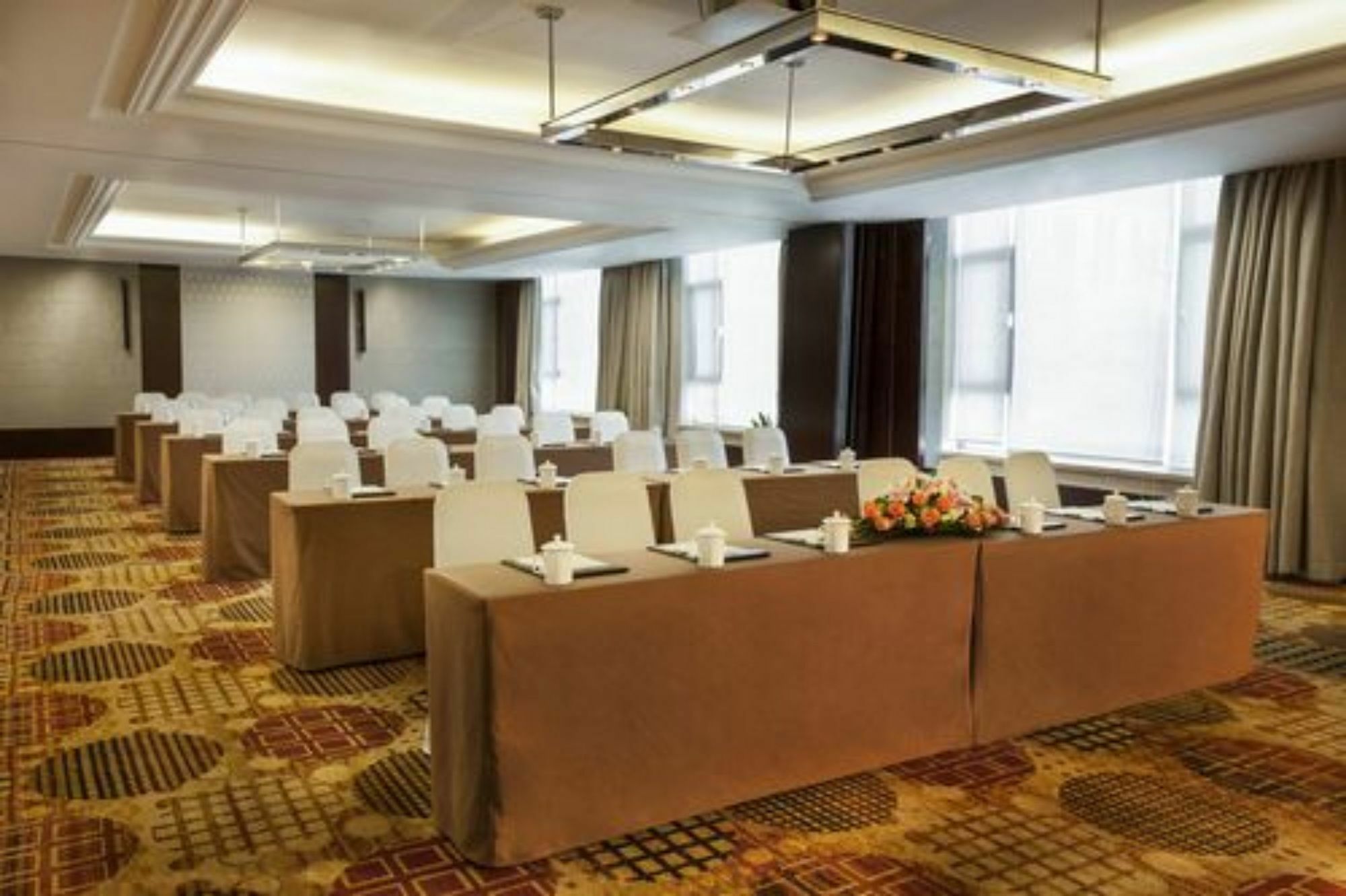 Xi'An Tanglong International Hotel Buitenkant foto
